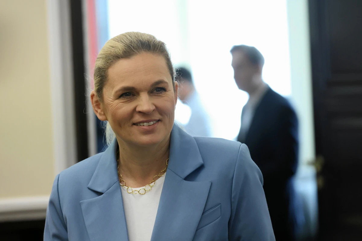 "Kolejny ochłap zamiast kasy". Nauczyciele rozgoryczeni po propozycji MEN