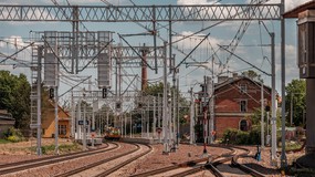 Po 20 latach przestaliśmy się śmiać z Włoszczowy. Na CMK powstanie trzecia stacja obok niedużego miasta