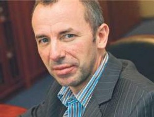 KBC nie ma zamiaru sprzedawać Warty