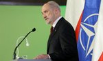 Macierewicz uciekł z konferencji prasowej!