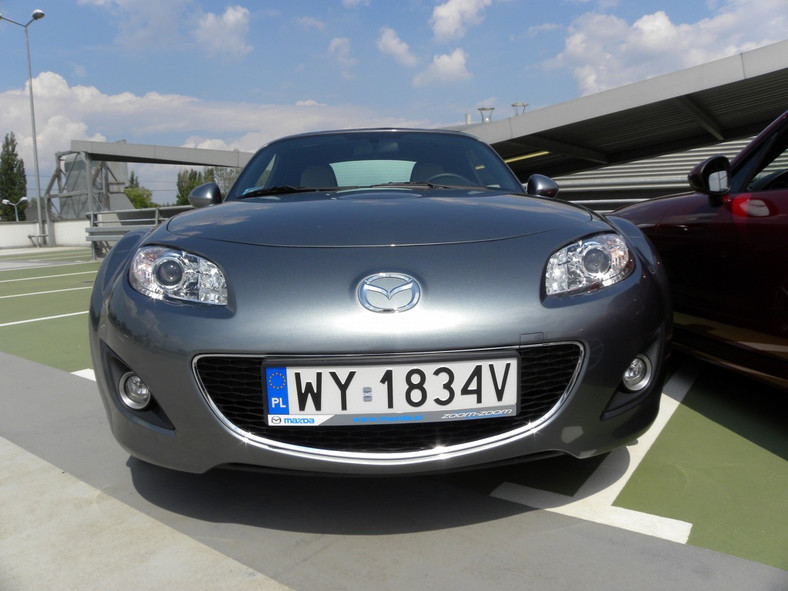 Mazda MX-5 kontra Mazda MX-5 - Radość z jazdy na dwa sposoby