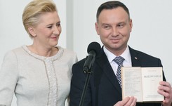 Burza wokół 'Przedwiośnia'. 'Pan prezydent i jego otoczenie zachowują się jak uczniowie, którzy sięgają po bryk'
