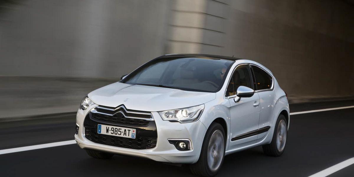 Dwukolorowy Citroen DS4 z nowymi silnikami Moto