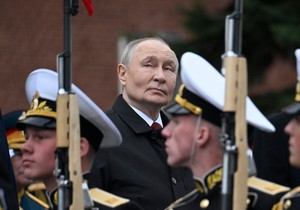 Vladmir Putin na vojnoj paradi