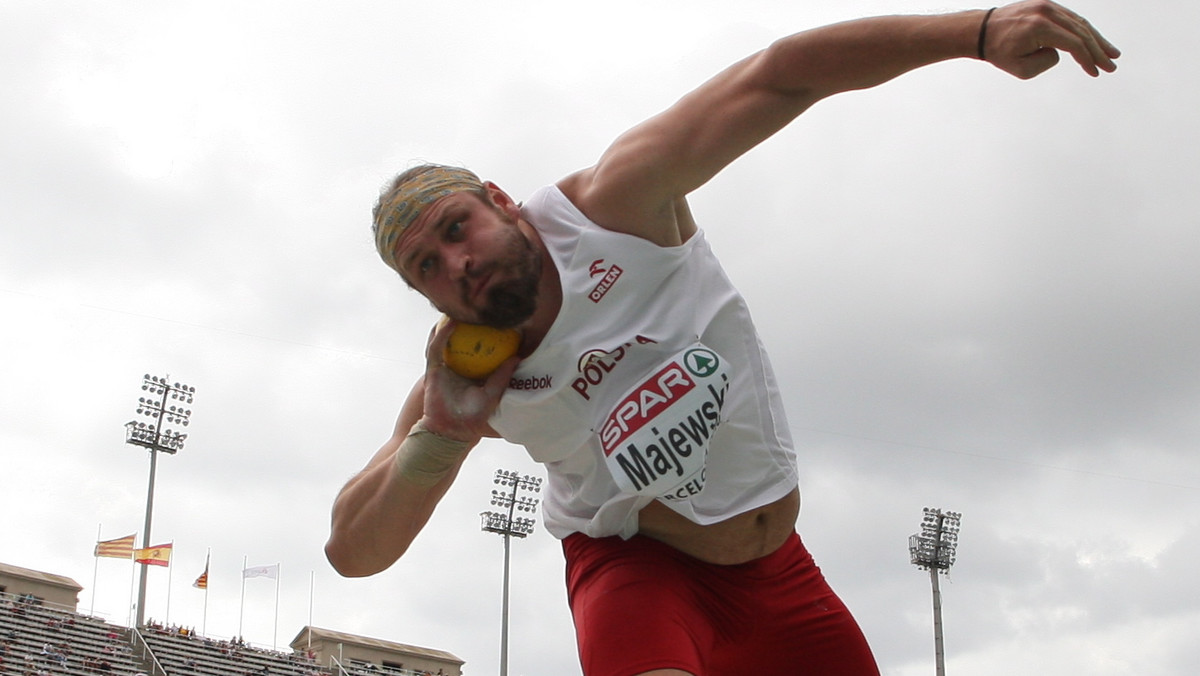 Przedostatniego dnia rywalizacji na 20. Mistrzostwach Europy w Lekkiej Atletyce, które odbywają się w Barcelonie, reprezentanci Polski staną przed szansą wywalczenia kolejnych medali. Nasi zawodnicy wezmą udział w aż sześciu finałach. Wiele obiecujemy sobie po występach Tomasza Majewskiego w pchnięciu kulą, naszych specjalistów od 800 metrów - Marcina Lewandowskiego i Adama Kszczota, a także po tyczkarzach.