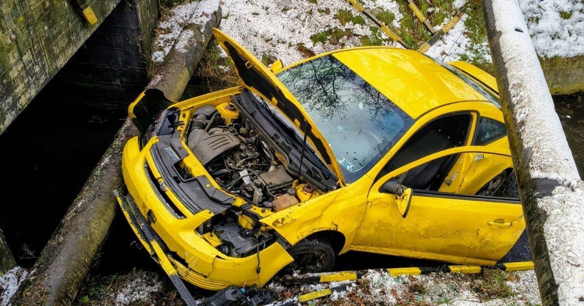 Tajemniczy wrak żółtego chevroleta znaleziony. Znamy kulisy śledztwa