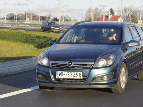 Opel Astra III > Ошибка он должен исчезнуть