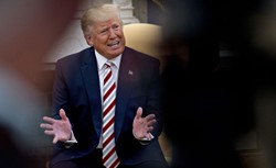 Trump w ogniu krytyki. Zarzucał nielojalność Żydom głosującym na Demokratów