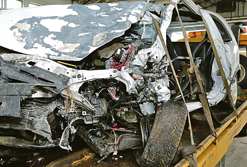 Automobil u kojem su bili Selakovići potpuno je smrskan u sudaru