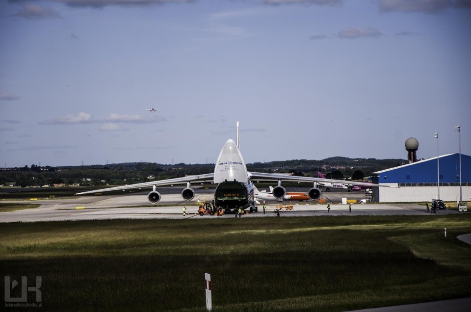 AN-124 Rusłan zawitał dzisiaj do Gdańska