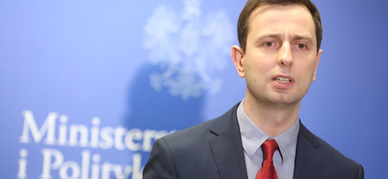 Kosiniak-Kamysz: Świadczenia drogą parlamentarną, jest szybsza