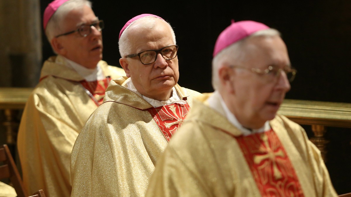 Od prawej: abp Stanisław Gądecki, abp Józef Michalik i abp Wiktor Skworc na Jasnej Górze, 2016 r.