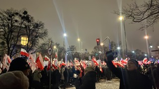 Ile osób uczestniczy w Proteście Wolnych Polaków? Podano wstępne dane
