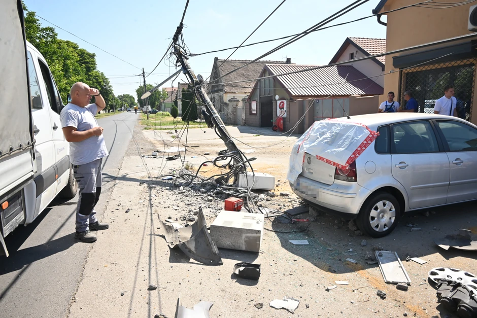 Saobraćajna nesreća u Dobanovcima
