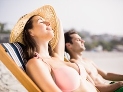 Bezpieczne opalanie? Coś takiego nie istnieje [ROZMOWA]