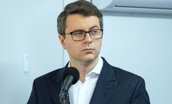Müller: KE przeciąga negocjacje ws. KPO