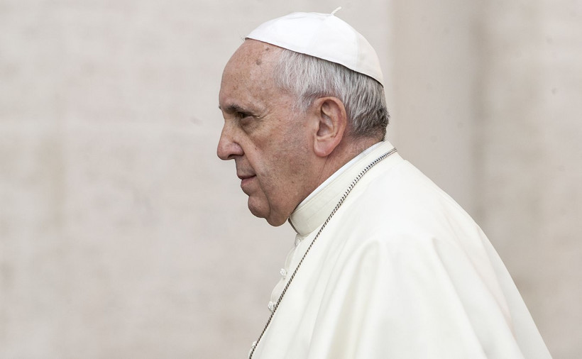 W wywiadzie-rzece papież ponownie skrytykował klerykalizm i ocenił, że można dostrzec go na przykład u osób, które "mają muchy w nosie".