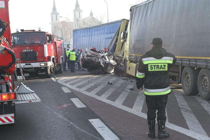 Straszny śmiertelny wypadek w miejscowości Boguchwała