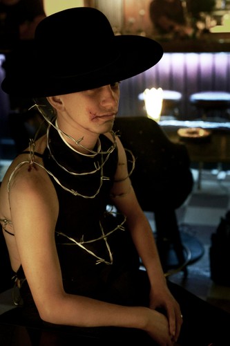 'The Next Day' – kadry z kontrowersyjnego klipu