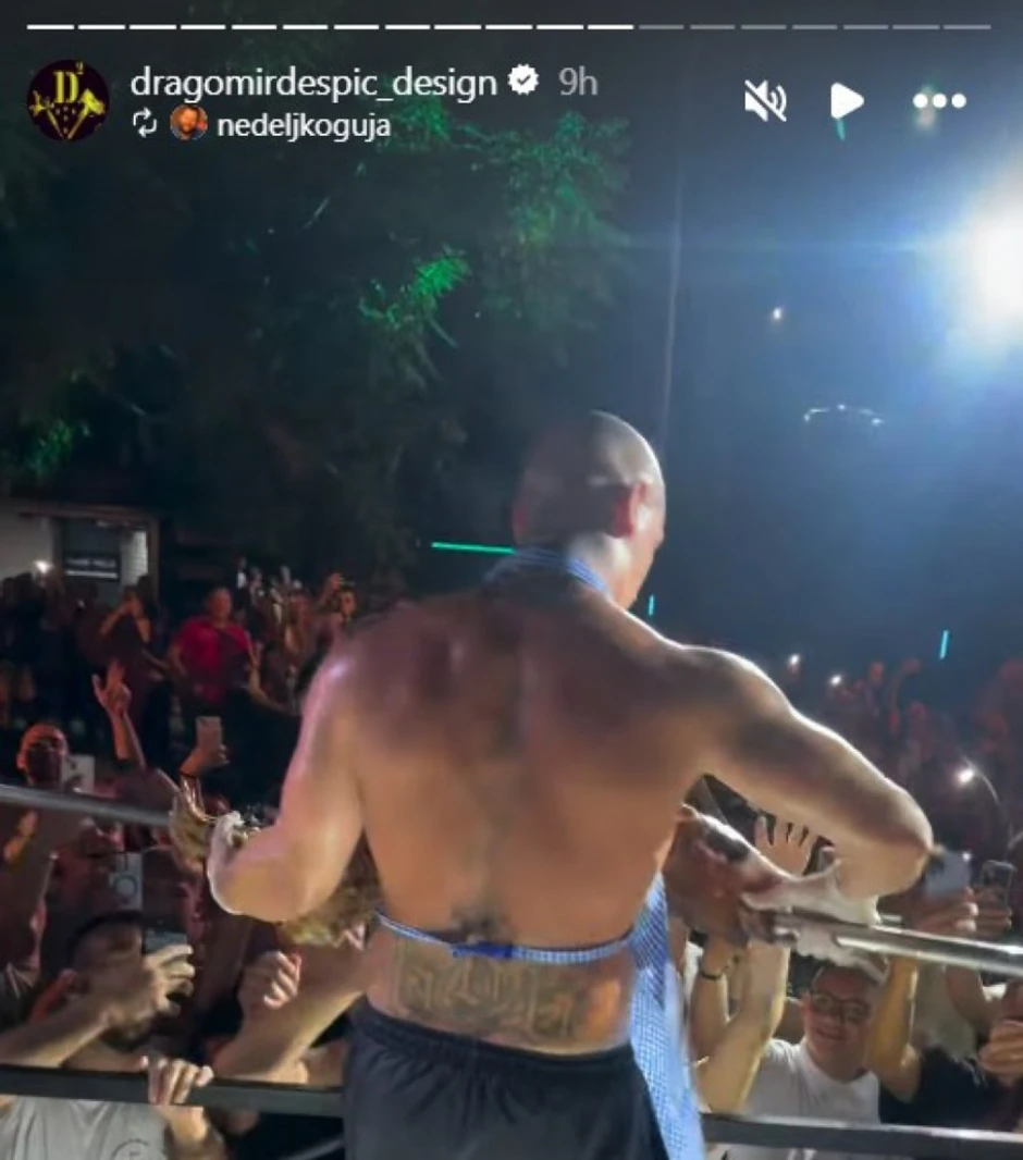 Desingerica na bini izneo jagnje na ražnju