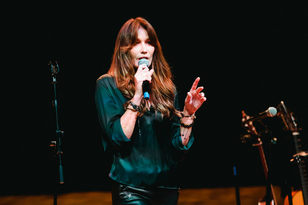 Carla Bruni jest podejrzana o udział w "spisku przestępczym"