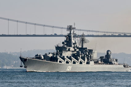 Krążownik Moskwa tańszy niż jachty oligarchów? Eksperci komentują