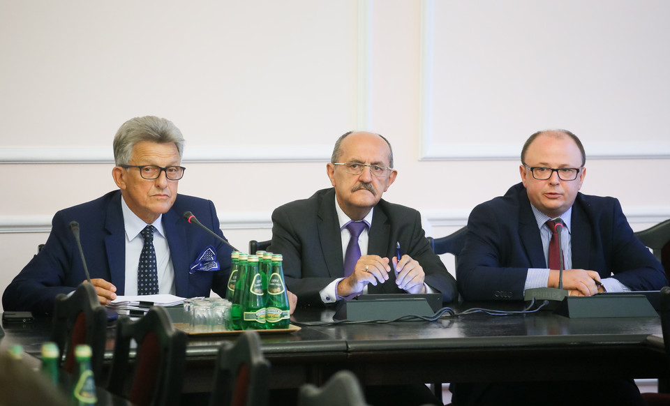 Piotrowicz komentuje nieobecność opozycji na spotkaniu z Komisją Wenecką