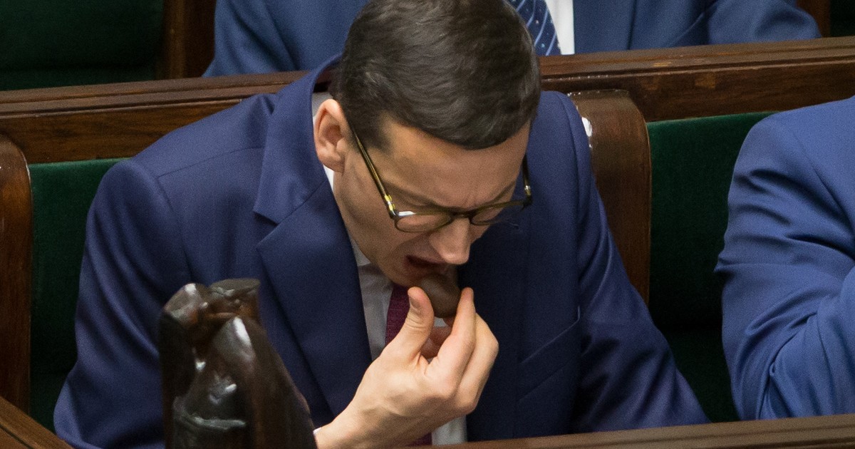 Tak się je w Sejmie. Dietetyczka: biurowy klasyk w całej Polsce