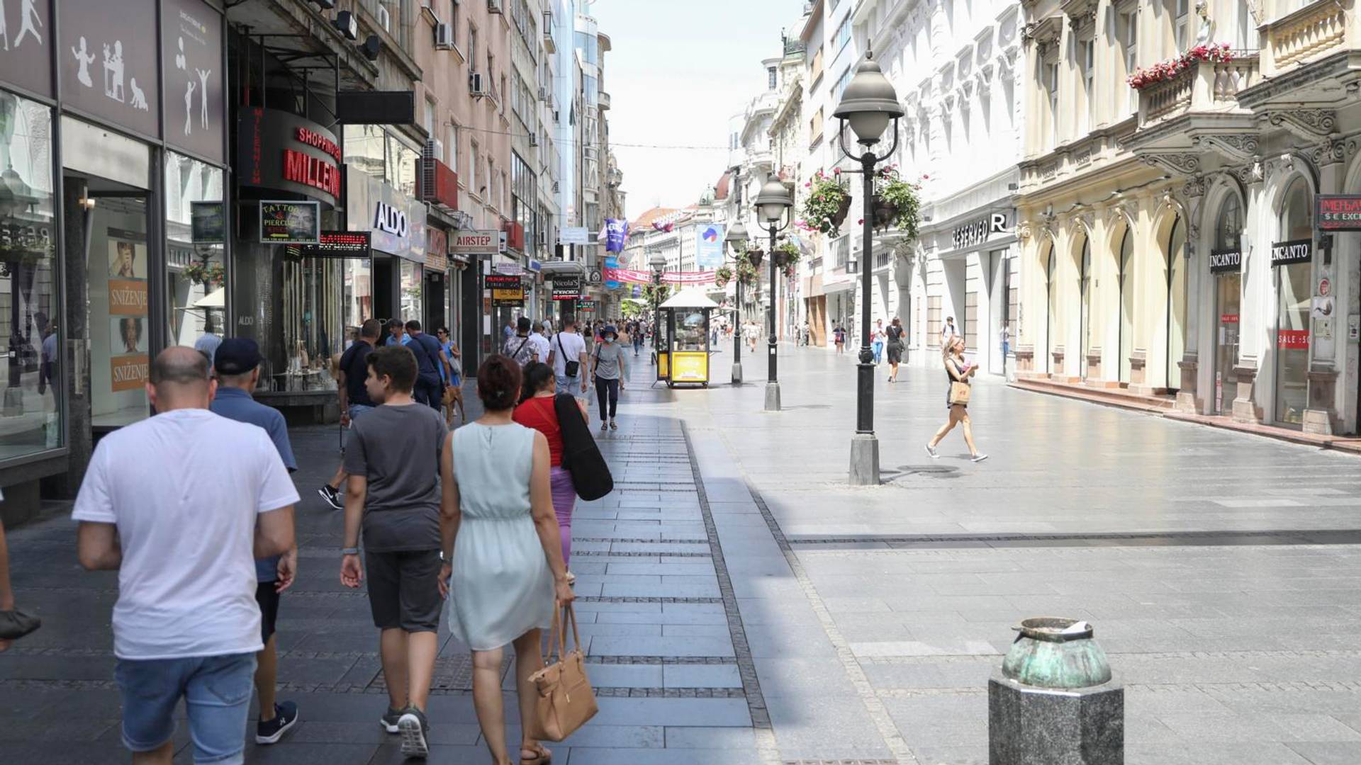 Krizni štab doneo odluku ko će moći da primi treću dozu - za sada bez uvođenja novih mera 