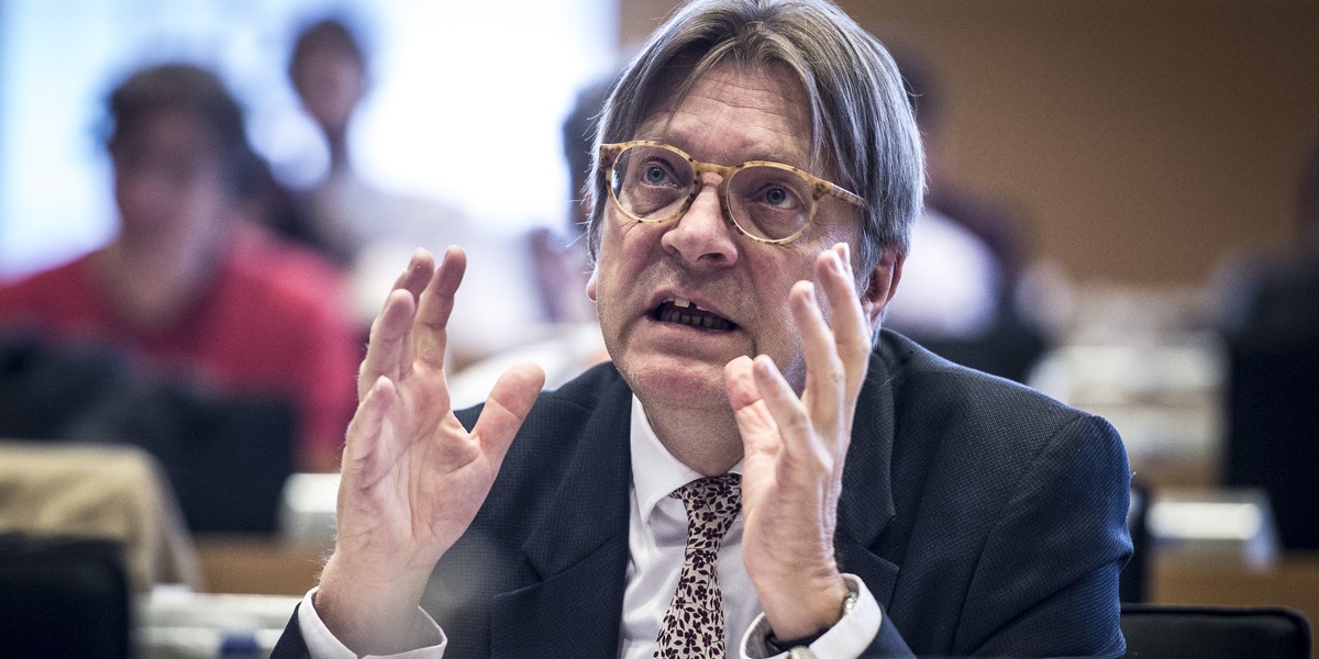 Europoseł Guy Verhofstadt proponuje unijne dochodzenie w sprawie Pegasusa