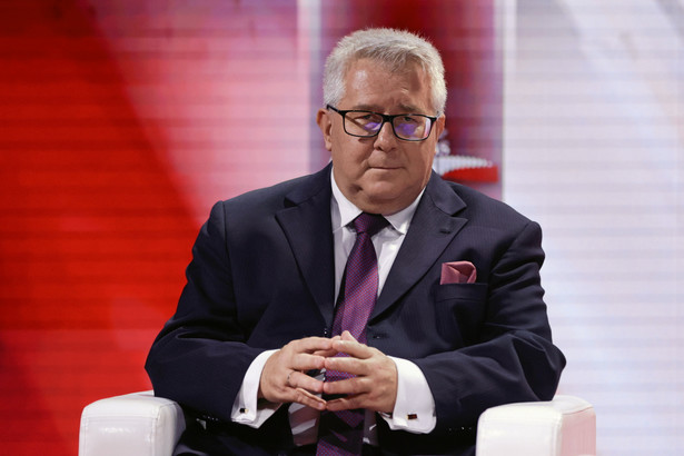 Pilna decyzja Jarosława Kaczyńskiego. Ryszard Czarnecki zawieszony w prawach członka PiS