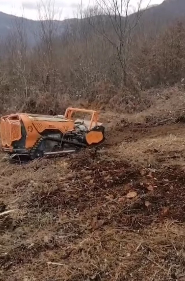 Marija sa svima podelila kako krči zemljište svojim mašinama