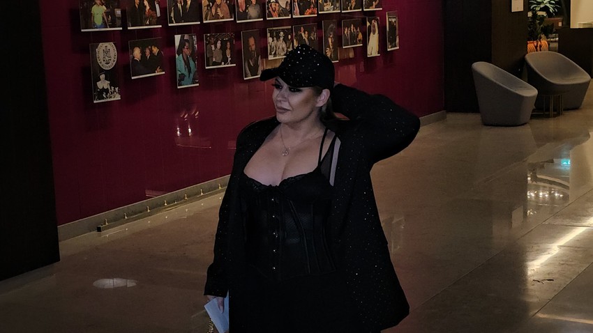 Vanja Mijatović pokazala bujno poprsje