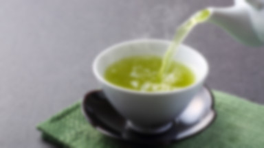 Jak przygotować pyszną i zdrową herbatę rozgrzewającą na mroźne dni?