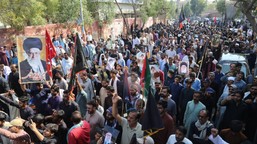 konflikt rozlewa się na pakistan. walki z afganistanem i protesty po z