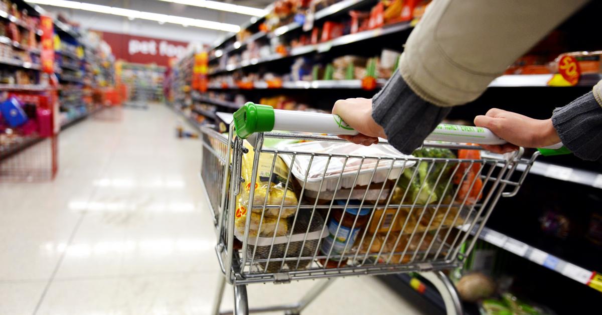 Koniec z zakazem handlu w niedziele. Sklepy czynne 7 dni w tygodniu od 15 marca. Nowe prawo w ponad 150 gminach i miastach