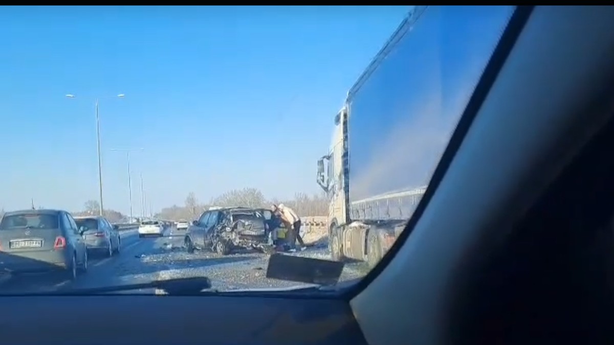 Saobraćajna nesreća na mostu Beška