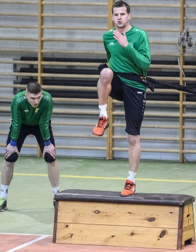 Piłkarze Górnika Łęczna podczas treningu