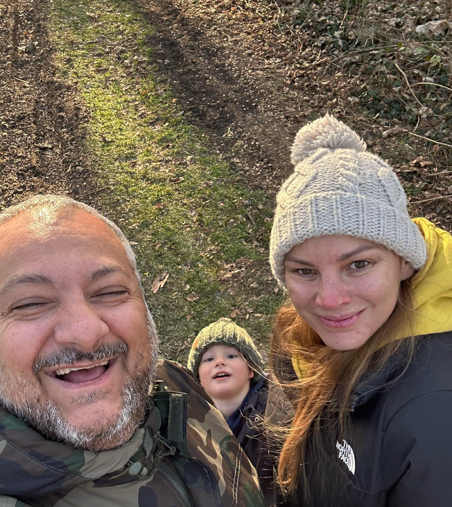 Český rádiový moderátor Patrik Hezucký s manželkou.