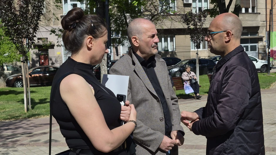 Mića i Sanja Simić i advokat Saša Knežević