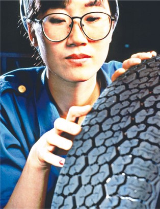 W sporze z USA Chiny sięgnęły po nową broń