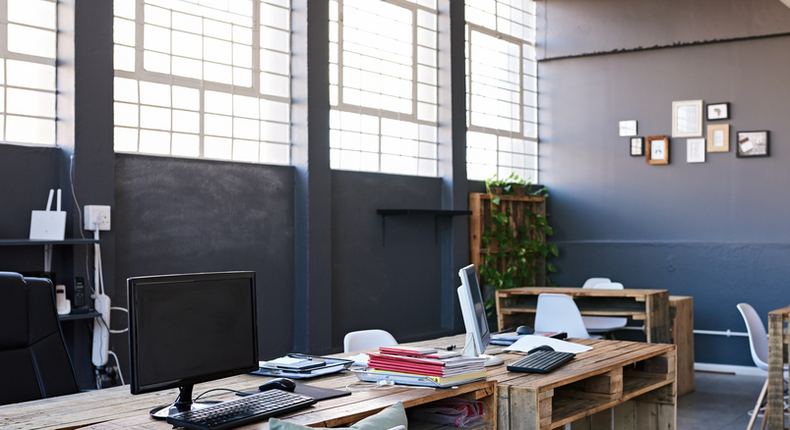 remote work empty office