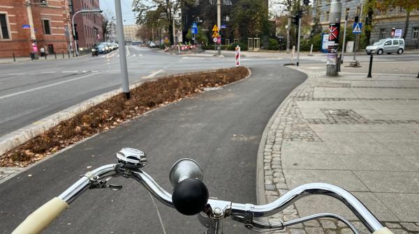Jeszcze w tym roku rowerzyści skorzystają z drogi od fosy do placu Legionów