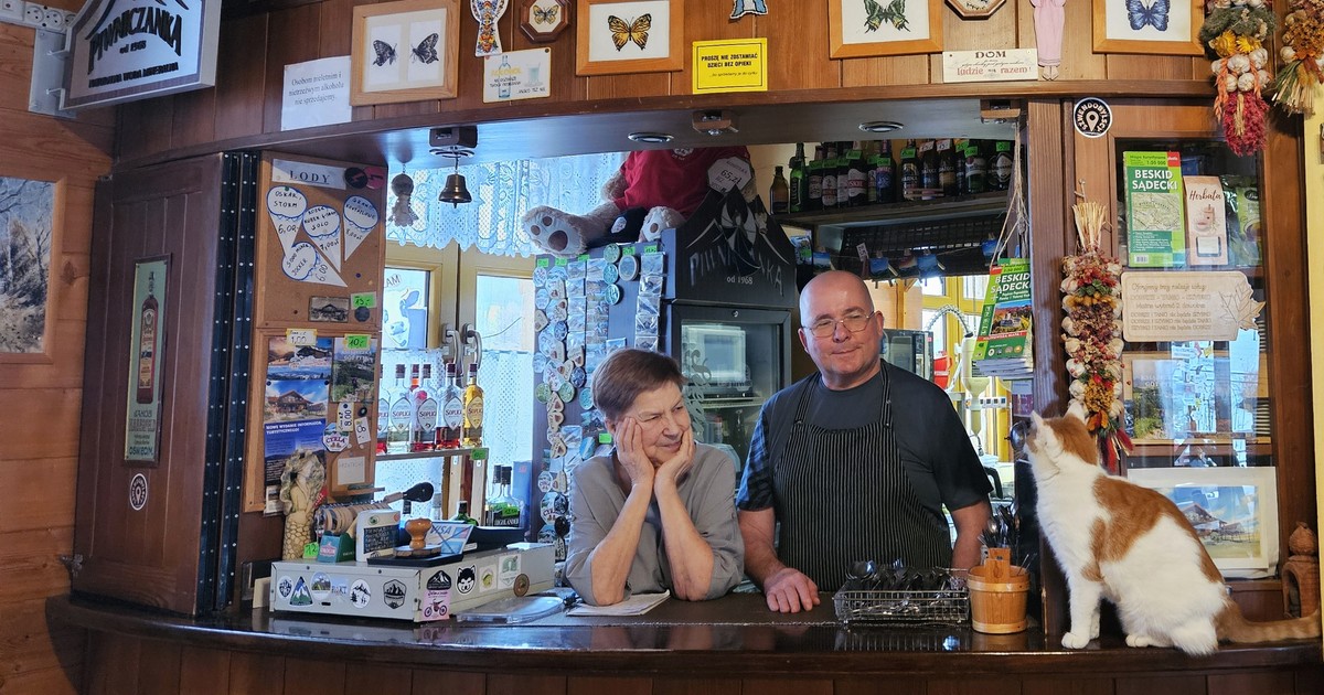 "Nie wszystko da się kupić". Irena i Jacek długo marzyli o własnym schronisku. Droga na Cyrlę była kręta