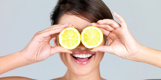 10 home remedies to lighten your skin naturally right now! [fashionisers]