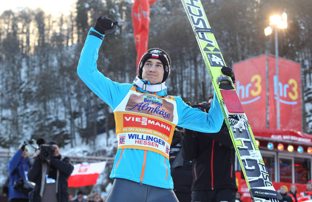 Kamil Stoch znów liderem Pucharu Świata. Perfekcyjne skoki Polaka