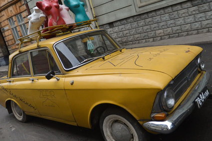 Rosja wznowiła produkcję legendarnych samochodów. Wykorzystała dawną fabrykę Renault