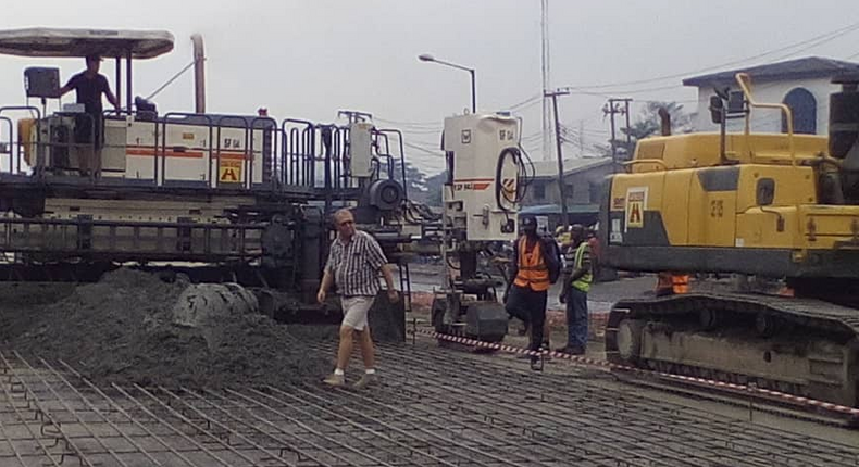 Ongoing reconstruction and rehabilitation of the Apapa-Oshodi-Ojota-Oworonsoki Expressway project. (NAN)