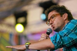 Zwykłe chili? Gaz pieprzowy? Przebadano kurtkę Wojewódzkiego