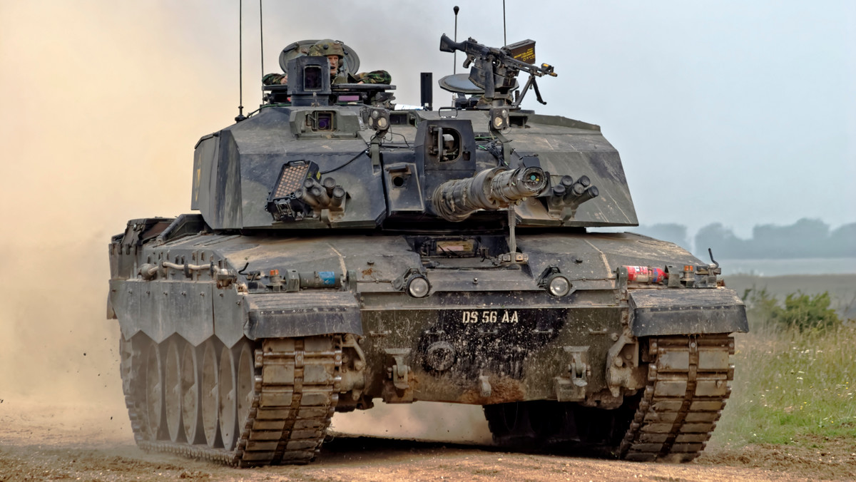 Wielka Brytania chce zrezygnować z czołgów. Gen. Skrzypczak: mamy się czego obawiać 